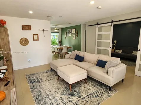 2140 SW 36th Avenue Fort Lauderdale FL 33312