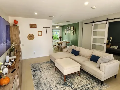 2140 SW 36th Avenue Fort Lauderdale FL 33312