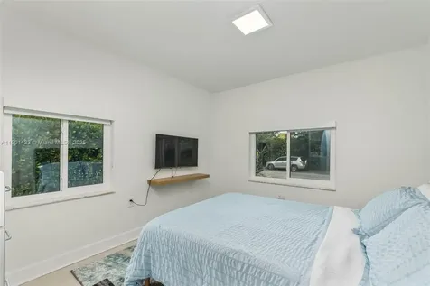 260 NE 46th Street Miami FL 33137