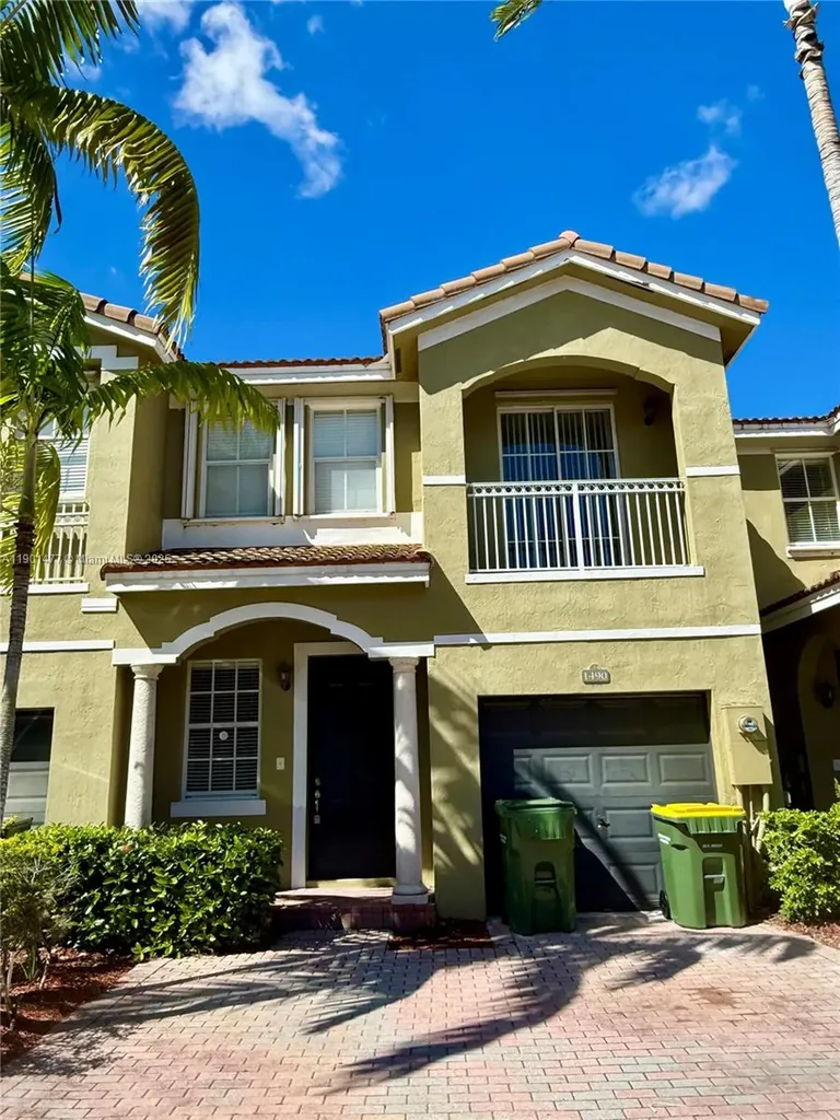 1490 SE 25th Avenue Homestead FL 33035