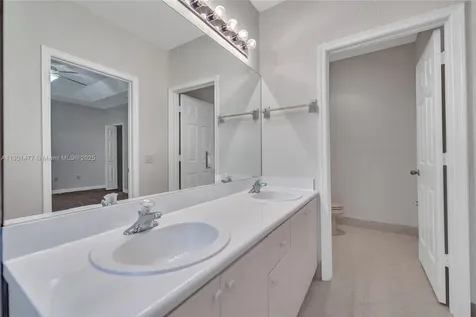 1490 SE 25th Avenue Homestead FL 33035