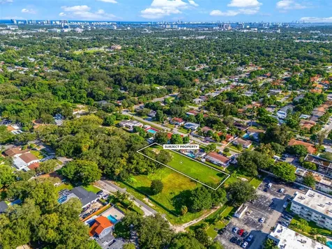 NE 8th Avenue NE 152nd Street North Miami FL 33162