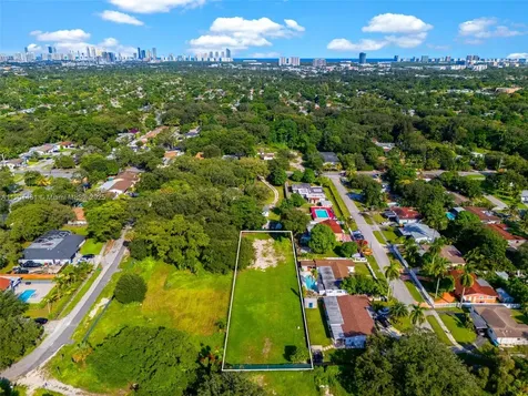 NE 8th Avenue NE 152nd Street North Miami FL 33162