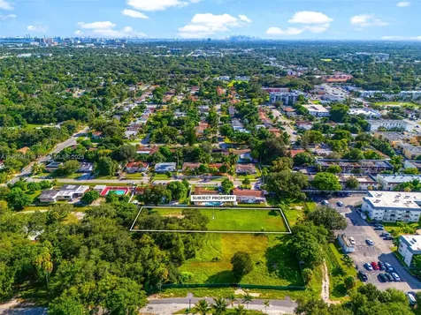NE 8th Avenue NE 152nd Street North Miami FL 33162