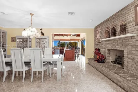 9291 SW 36th Street Miami FL 33165