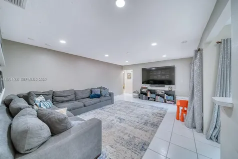 10860 SW 124th Road Miami FL 33176