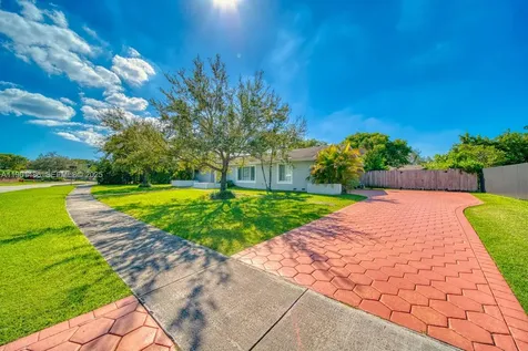 10860 SW 124th Road Miami FL 33176