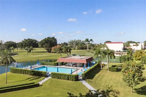 8900 Washington Boulevard Pembroke Pines FL 33025