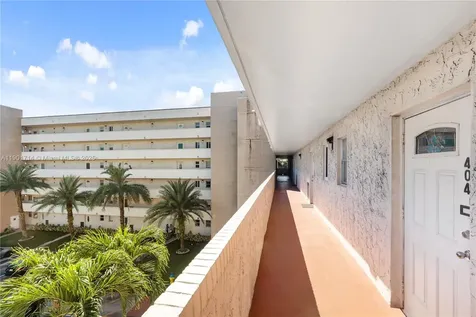 8900 Washington Boulevard Pembroke Pines FL 33025