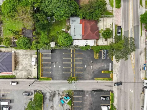 720 NW 125th Street North Miami FL 33168
