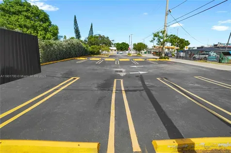 720 NW 125th Street North Miami FL 33168