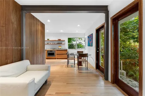 226 Jefferson Avenue Miami Beach FL 33139