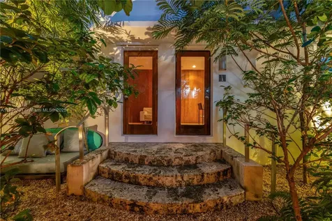 226 Jefferson Avenue Miami Beach FL 33139