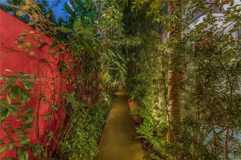 226 Jefferson Avenue Miami Beach FL 33139