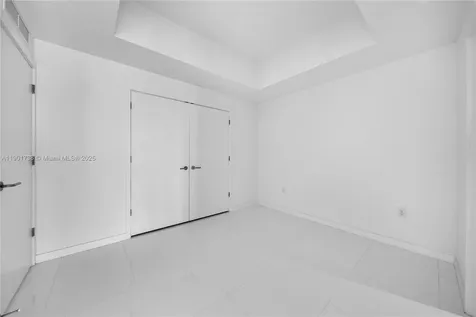 851 NE 1st Avenue Miami FL 33132