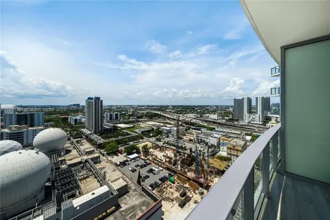 851 NE 1st Avenue Miami FL 33132