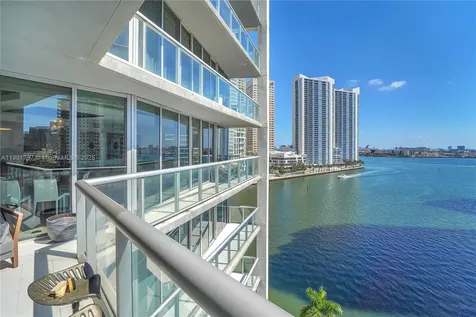 465 Brickell Avenue Miami FL 33131