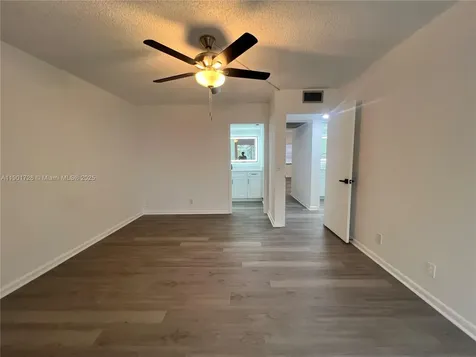 3089 E Yarmouth E Boca Raton FL 33434