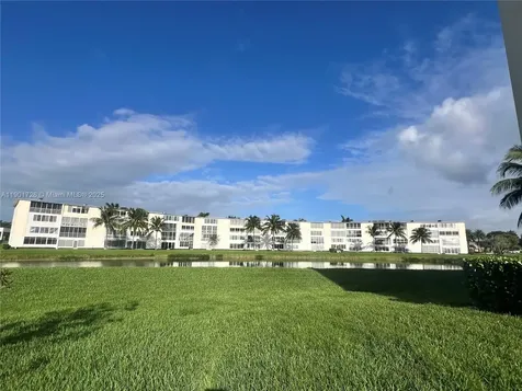 3089 E Yarmouth E Boca Raton FL 33434