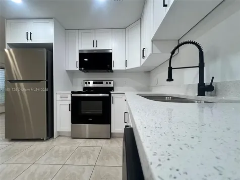 3089 E Yarmouth E Boca Raton FL 33434