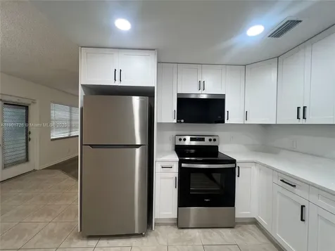 3089 E Yarmouth E Boca Raton FL 33434