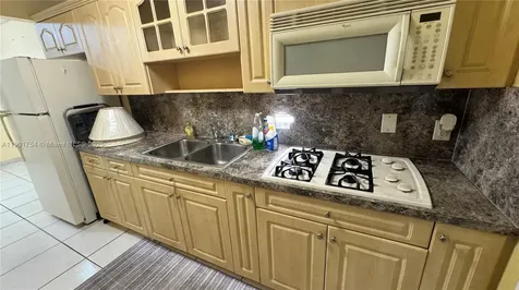 160 NE 203rd Terrace Miami Gardens FL 33179