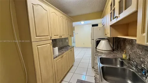 160 NE 203rd Terrace Miami Gardens FL 33179
