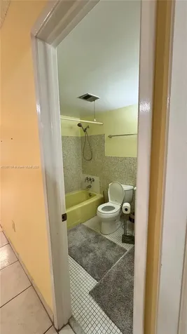 160 NE 203rd Terrace Miami Gardens FL 33179