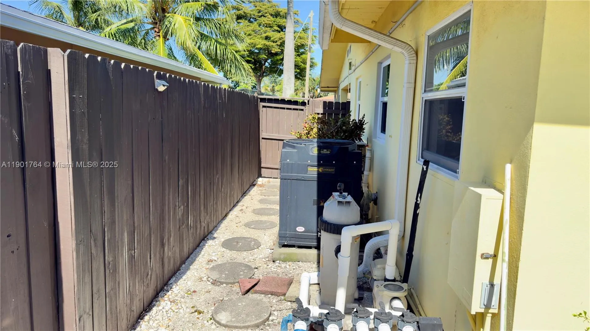 800 NW 29th Street Fort Lauderdale FL 33311