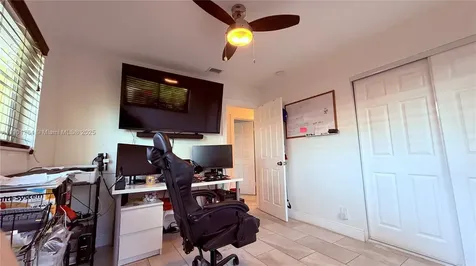 800 NW 29th Street Wilton Manors FL 33311