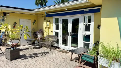 800 NW 29th Street Wilton Manors FL 33311