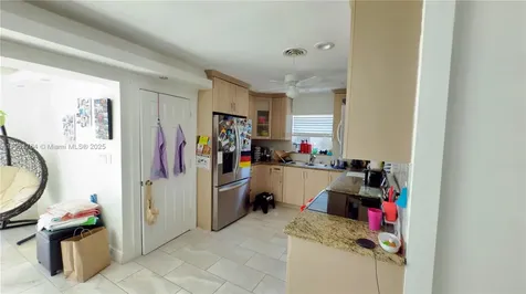 800 NW 29th Street Wilton Manors FL 33311