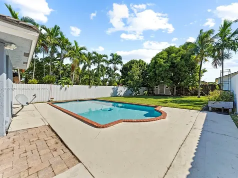 14106 SW 167th Terrace Miami FL 33177