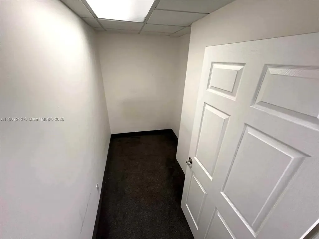 2727 E Oakland Park Boulevard Fort Lauderdale FL 33306