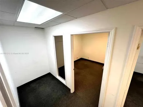 2727 E Oakland Park Boulevard Fort Lauderdale FL 33306