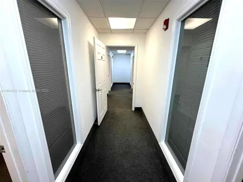 2727 E Oakland Park Boulevard Fort Lauderdale FL 33306