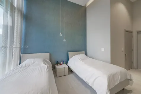 495 Brickell Avenue Miami FL 33131