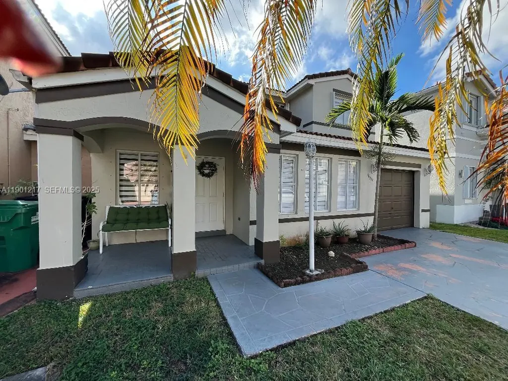 16530 SW 96th Terrace Miami FL 33196