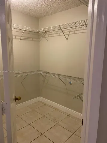16530 SW 96th Terrace Miami FL 33196