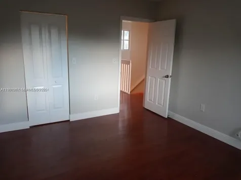 16530 SW 96th Terrace Miami FL 33196