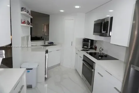 701 Brickell Key Boulevard Miami FL 33131