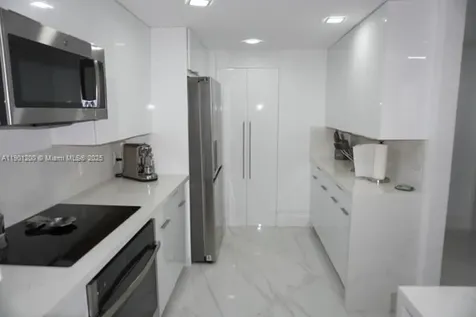 701 Brickell Key Boulevard Miami FL 33131