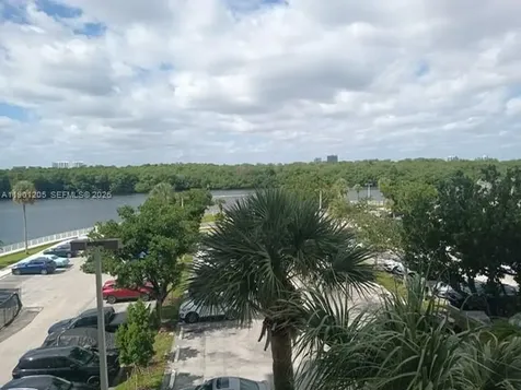 500 Bayview Drive Sunny Isles Beach FL 33160