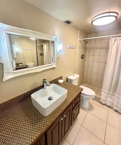 500 Bayview Drive Sunny Isles Beach FL 33160