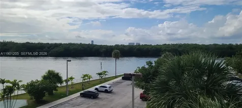 500 Bayview Drive Sunny Isles Beach FL 33160
