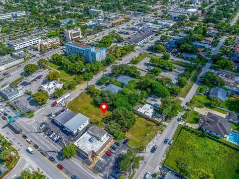 137 NW 165th Street Miami FL 33169