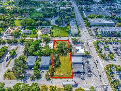 137 NW 165th Street Miami FL 33169