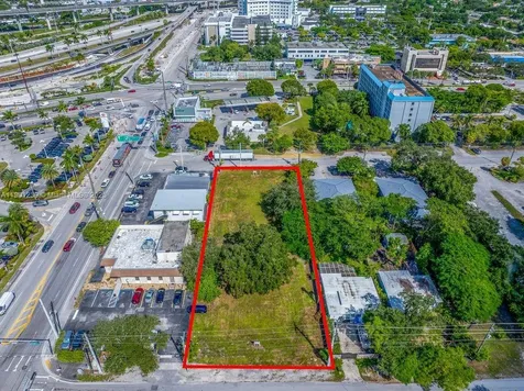 137 NW 165th Street Miami FL 33169