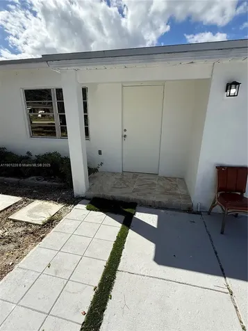 2409 SE 2nd Avenue SE Vero Beach FL 32962