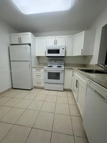 18101 NW 68th Avenue Hialeah FL 33015